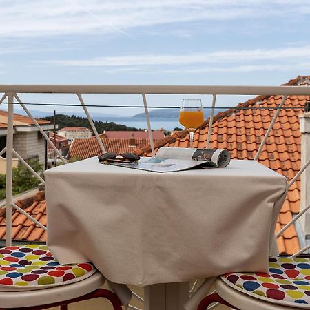Apartment And Rooms Mila Makarska Eksteriør billede