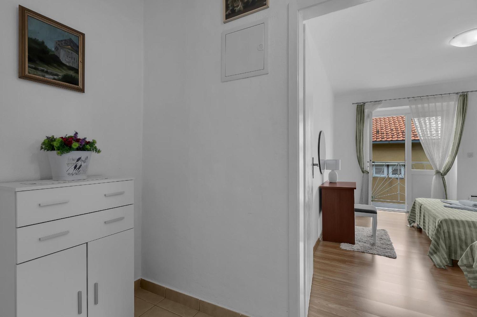 Apartment And Rooms Mila Makarska Eksteriør billede