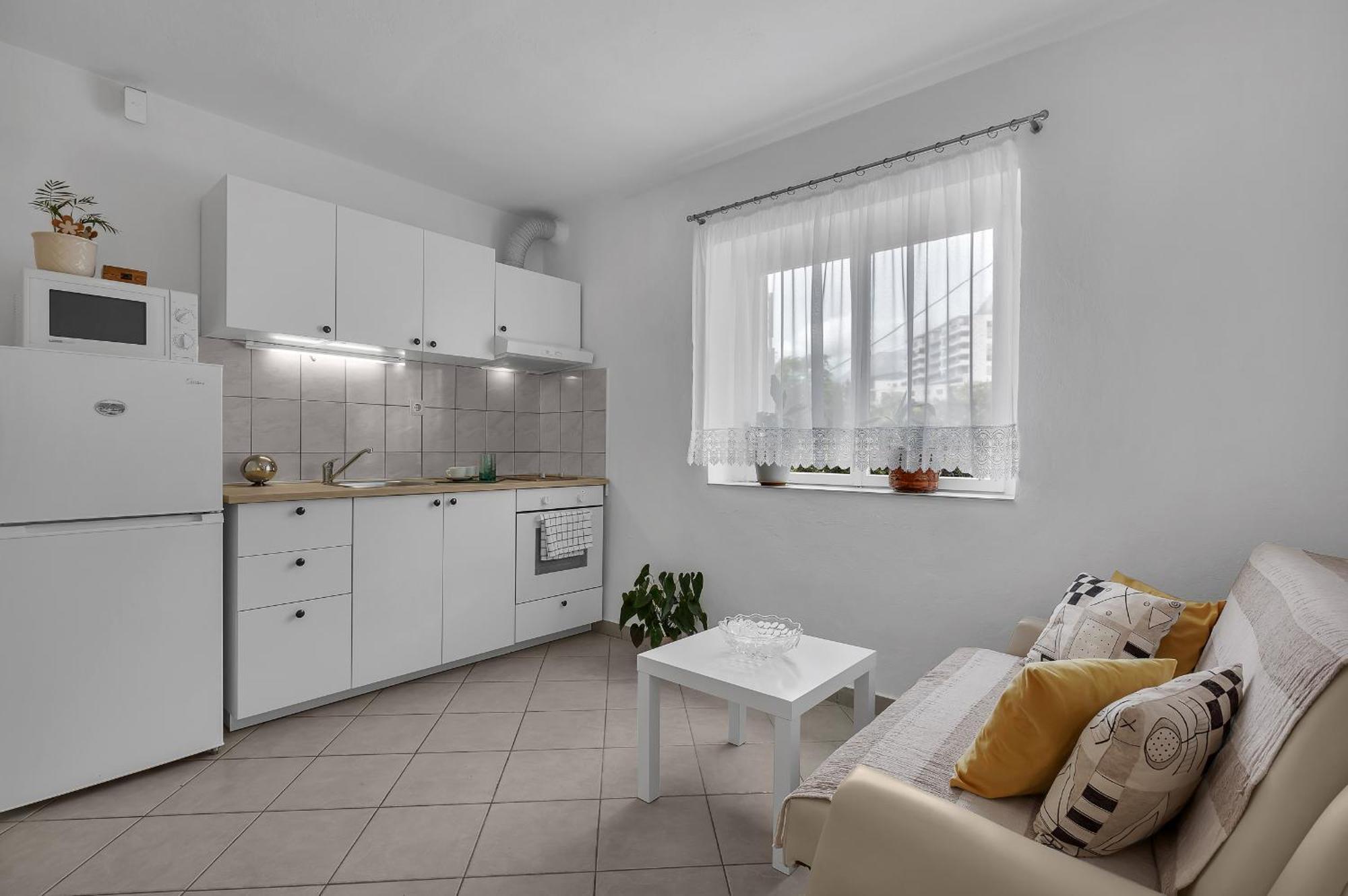 Apartment And Rooms Mila Makarska Eksteriør billede
