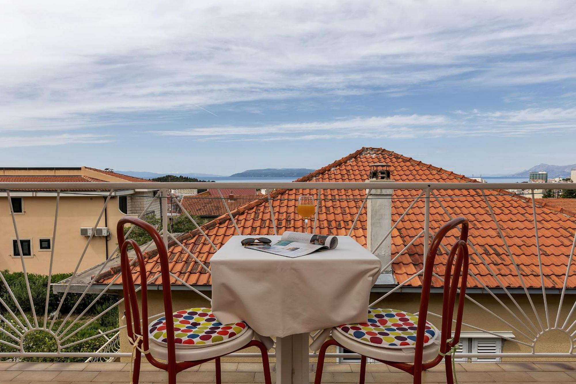 Apartment And Rooms Mila Makarska Eksteriør billede